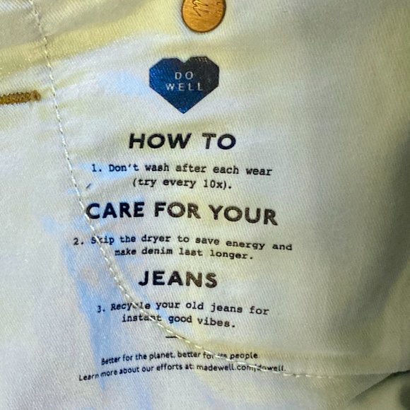 High-Rise Denim Shorts in Danny Wash: TENCEL™ Denim Edition - Picture 10 of 10